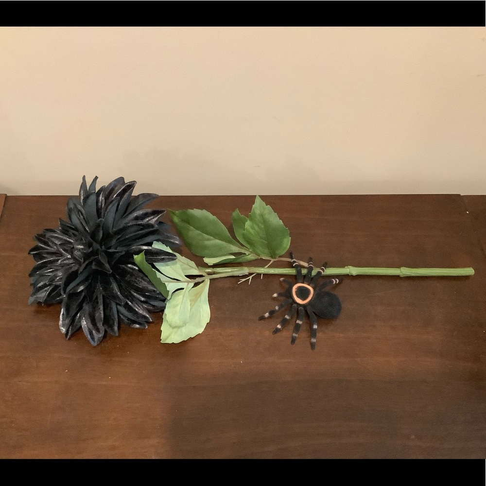 Single Black Fabric Zinnia Flower Stem 🎃 - Picture 5 of 5